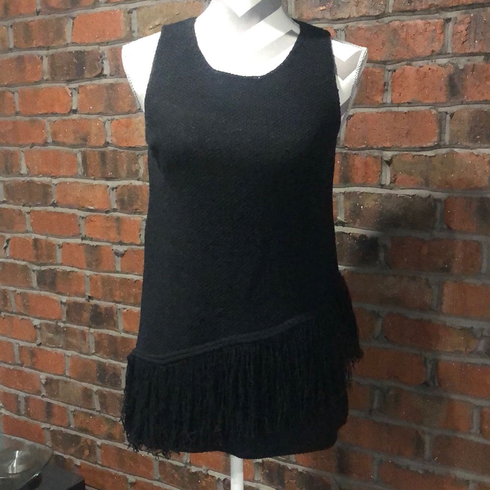 Beau Tissu Black Fringe Sleeveless Sweater Top. Size Small.